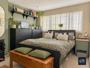 Photo 1- click for photo gallery